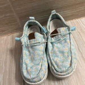 Simply Southern Floral Loafers - Blue and White